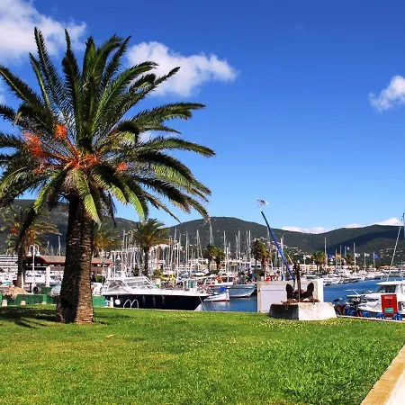 Appartement De La Plage-1 *